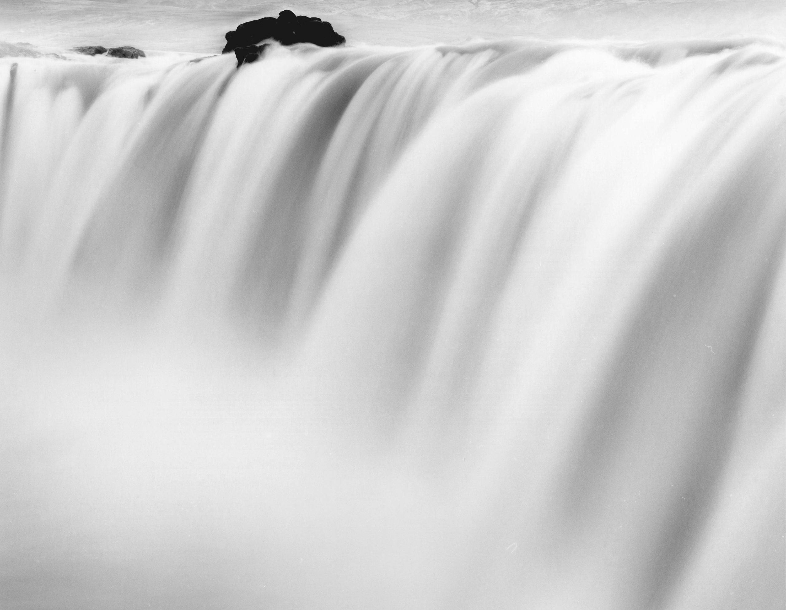FLUIDS-COLUMNS-2013-Iceland